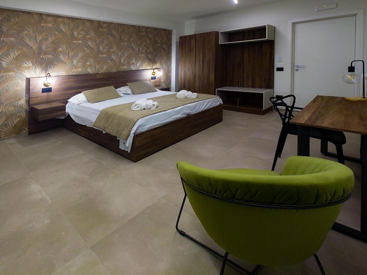 Don Turi - Charming Room Giardini Naxos Exterior photo