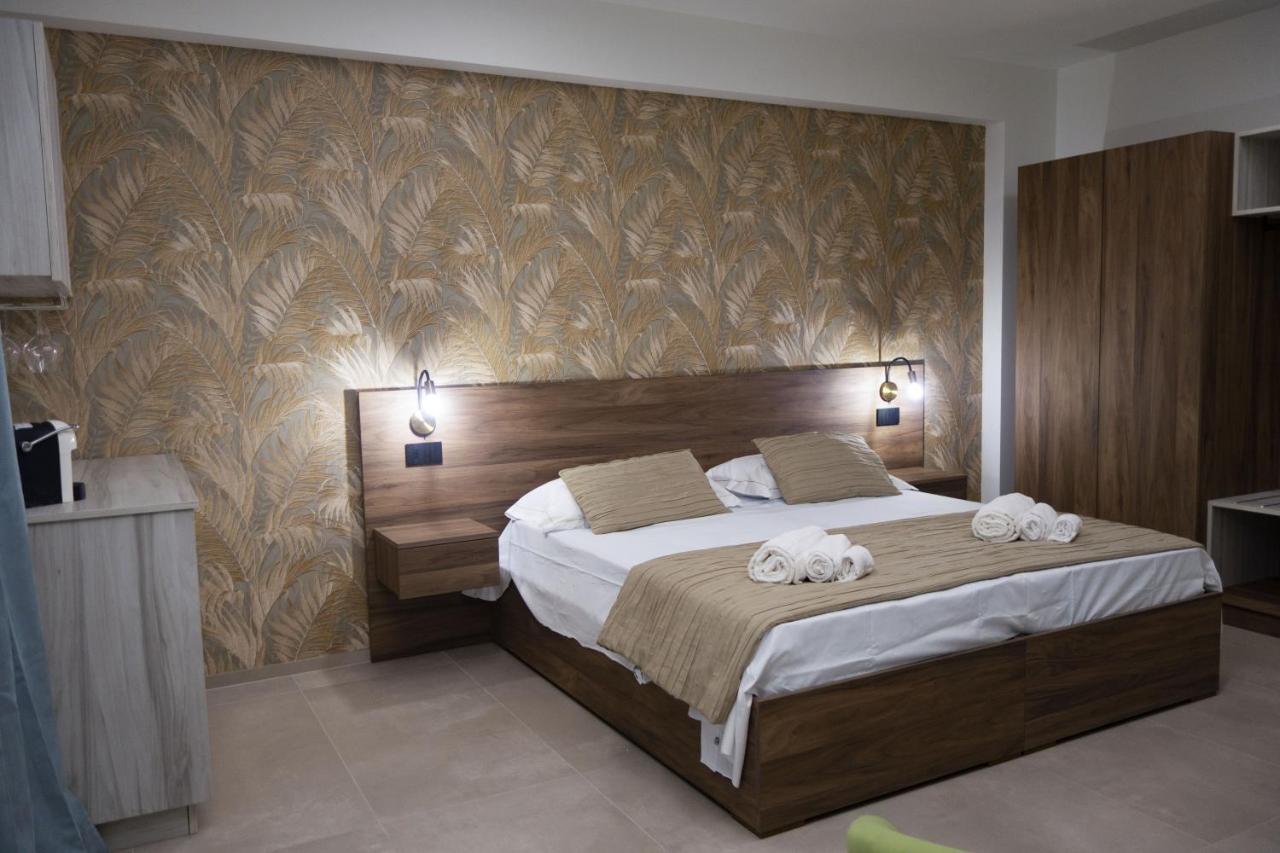 Don Turi - Charming Room Giardini Naxos Exterior photo