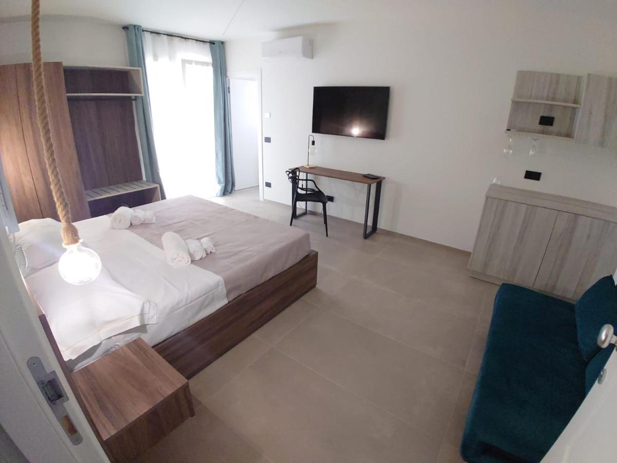 Don Turi - Charming Room Giardini Naxos Exterior photo