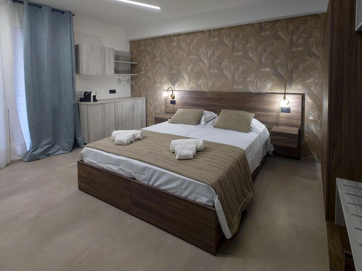 Don Turi - Charming Room Giardini Naxos Exterior photo