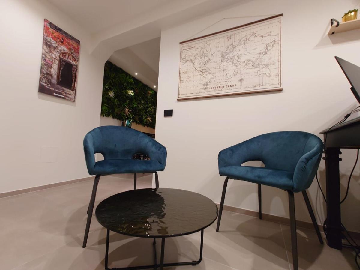 Don Turi - Charming Room Giardini Naxos Exterior photo